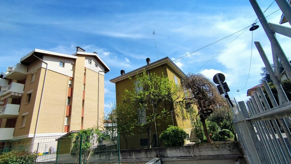 43d4637b-fa45-45e5-8409-16ea4ddff314(1)