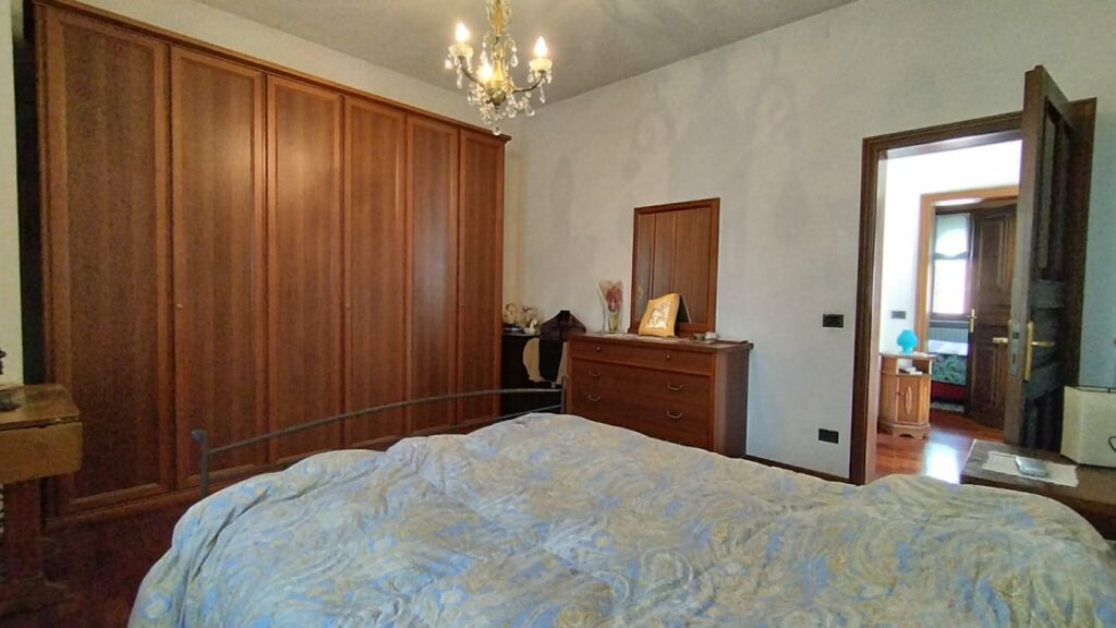 5098df56-daf0-4fce-b7bc-578d2babc2ac(1)