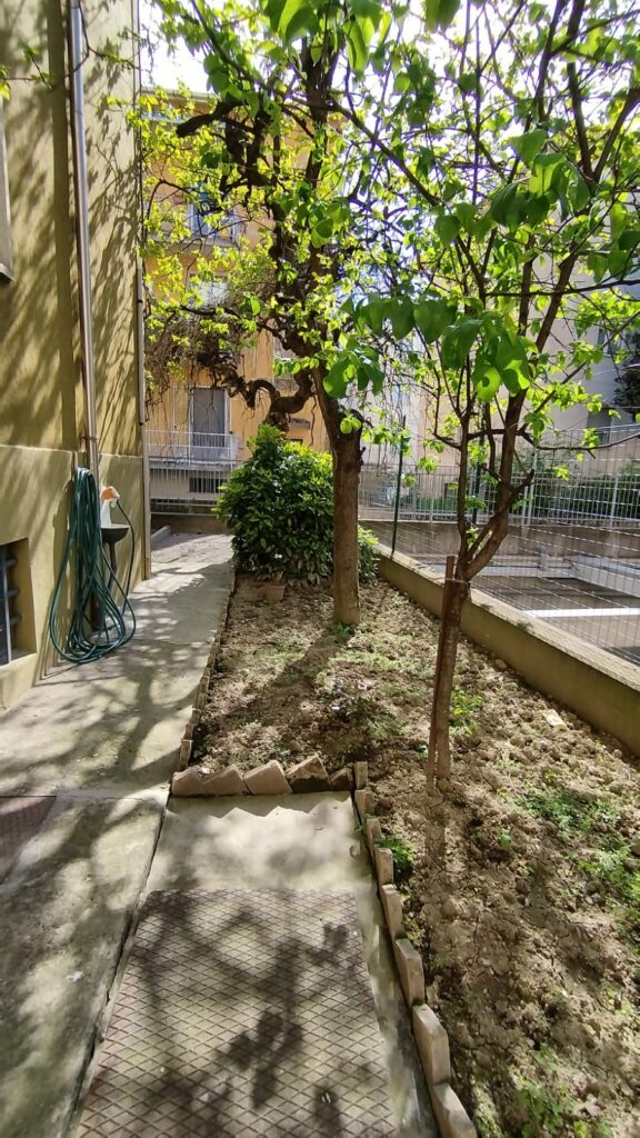 b151004b-5e31-4d9c-b18b-50b22e403b96(1)