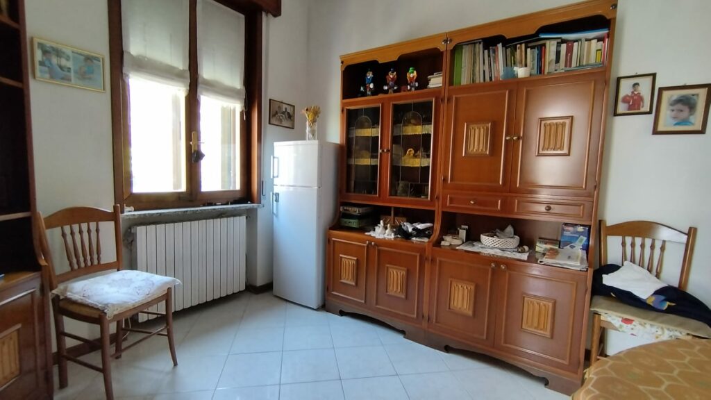 f8671763-5044-4536-acfe-bf035ebf2c72(1)