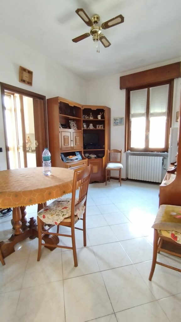 fb99c62b-50bd-478e-bc7f-28912b53085b