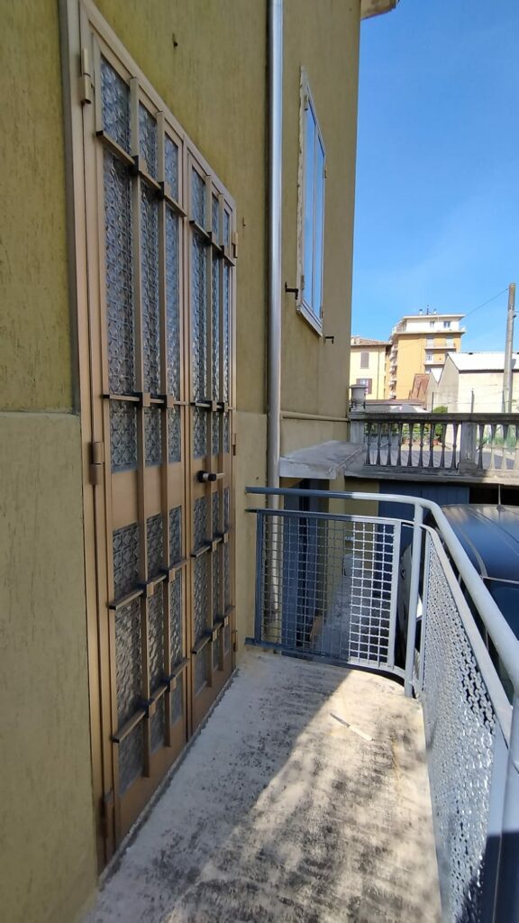 fc2329f6-a9bd-4bff-b36e-f5f52add53b2