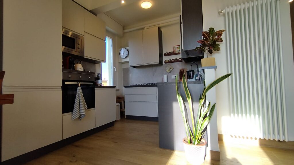 29d1bab6-d62e-4709-91e9-efc77423a2e4