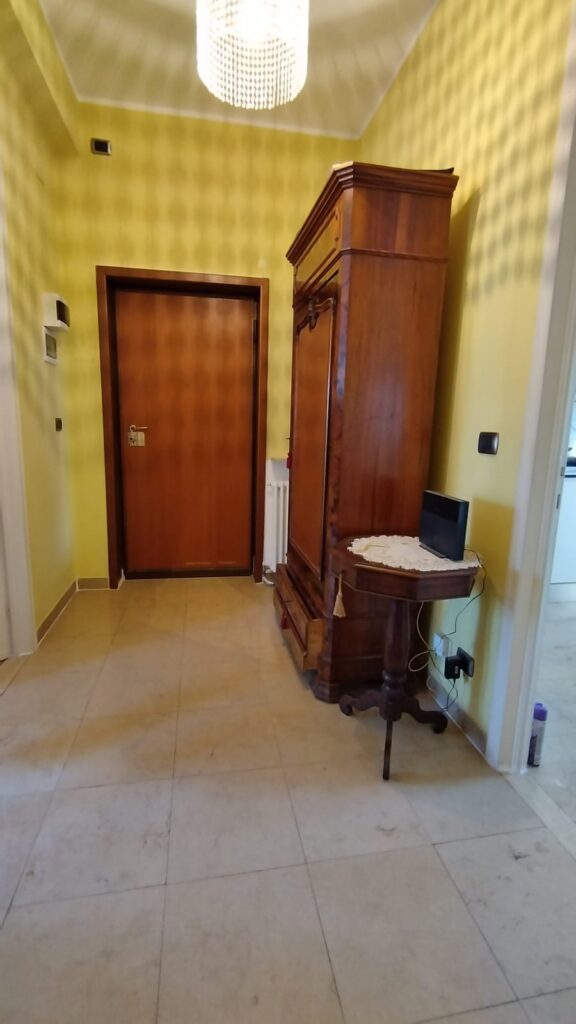 2bb4b63e-0b7b-44ff-abda-160b2a40a4e6