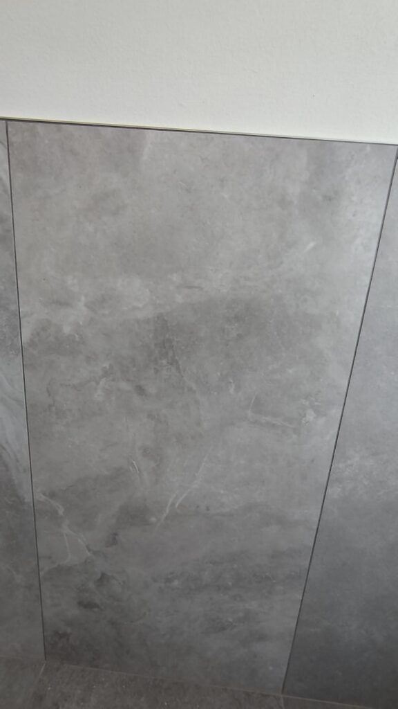 2e1ac0e7-8a9f-44e5-bf81-7a5ce325124a