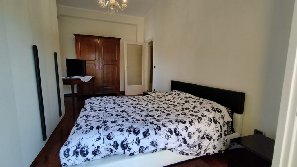 2e9a379b-805b-4fe6-ae2e-25213d848747-1