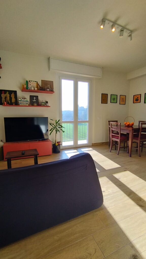 3989b046-4f21-4af0-bfb6-ea654ca0077f