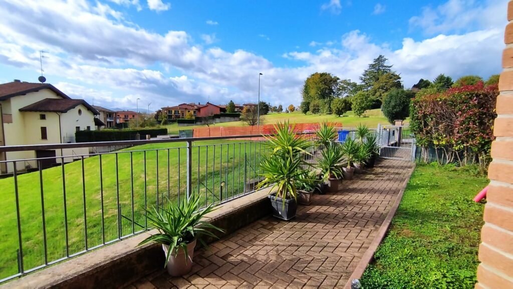 4adff7d9-8669-4600-9b7d-e39e02f59bb7