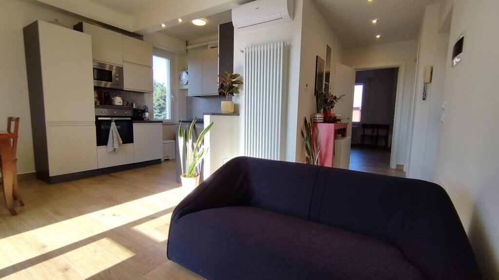 4fc2e1aa-7c5e-4464-8226-258a064452ac-1