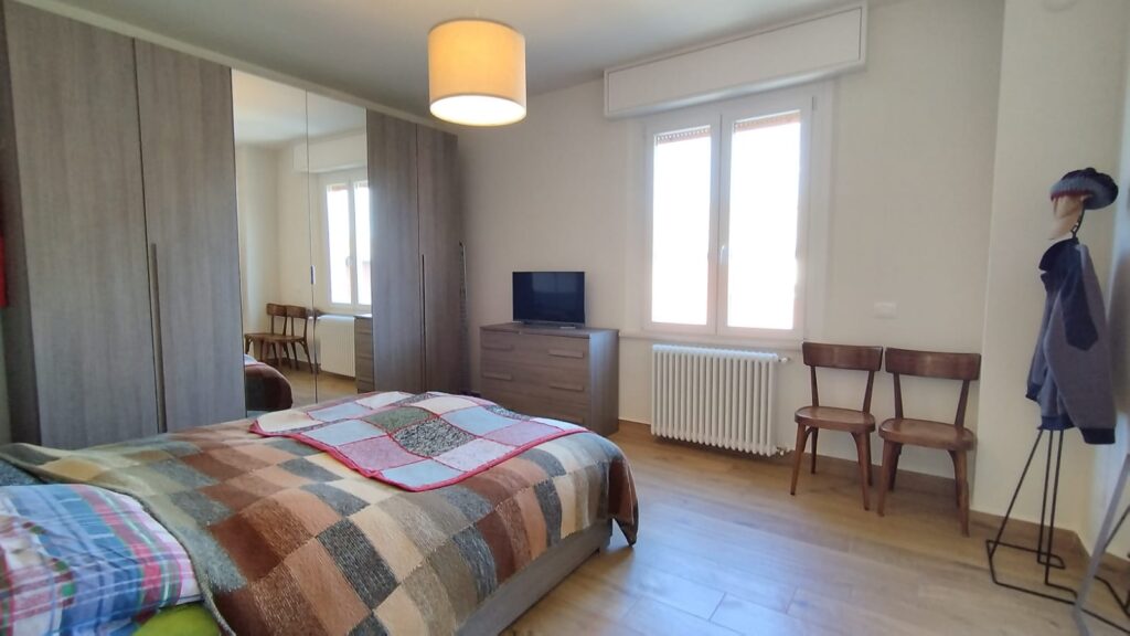 521f0861-b90f-4288-8823-2f35a526d546