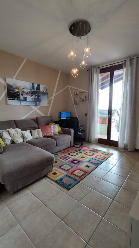 736b9cb8-fe09-4671-871c-3395fd038ee8