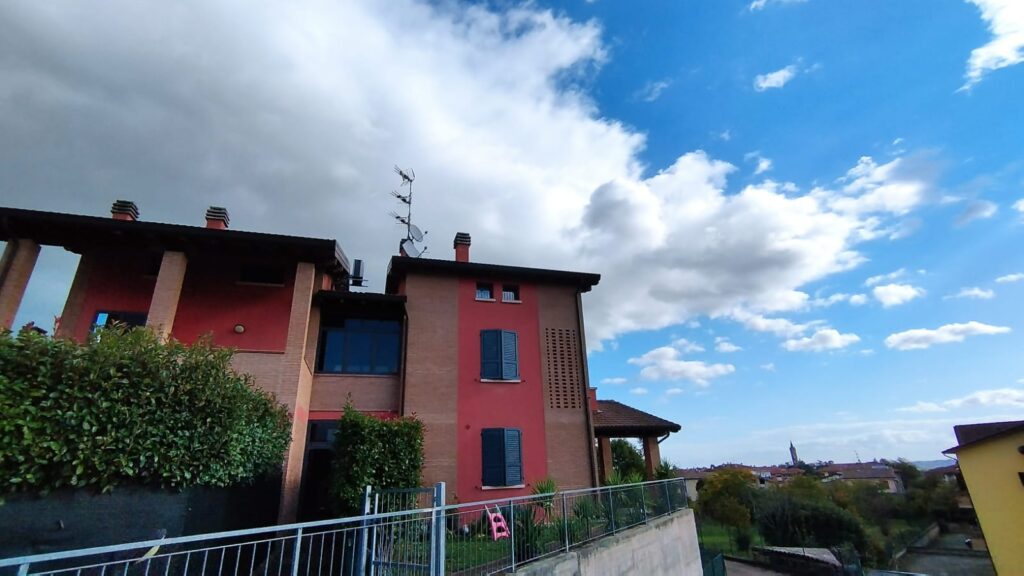 7d00a06a-5a3e-4587-ba9d-770c79dd93cf