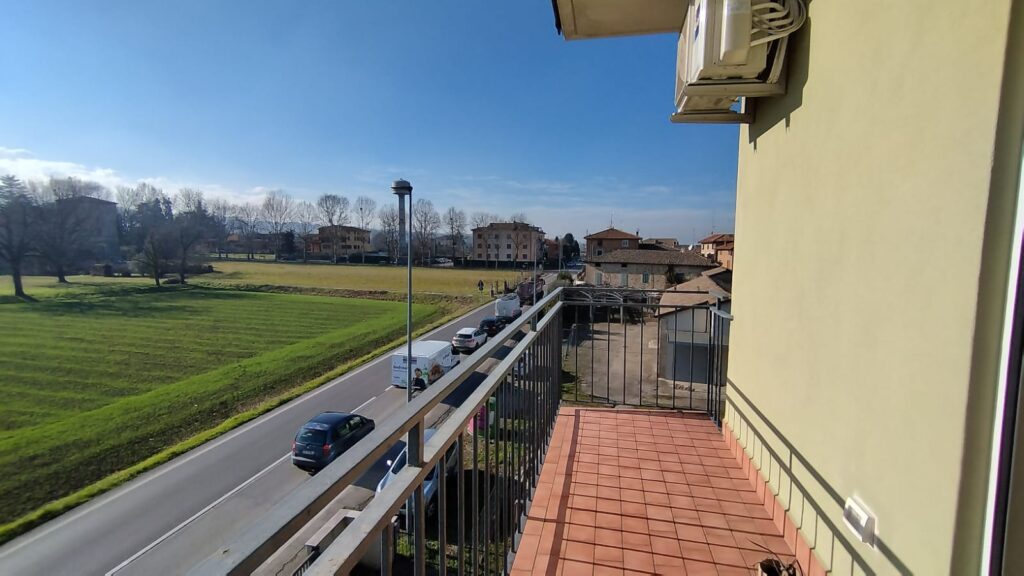 87d6bafa-666e-4ba8-819e-4bd806e7bda8