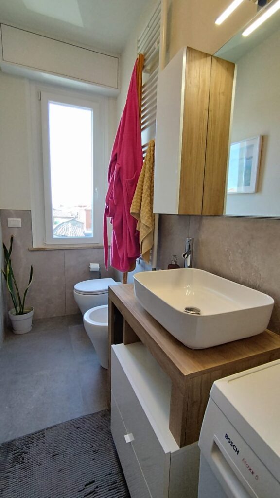 8a7a5309-9106-43b1-bc37-9e4cca9b6737-1