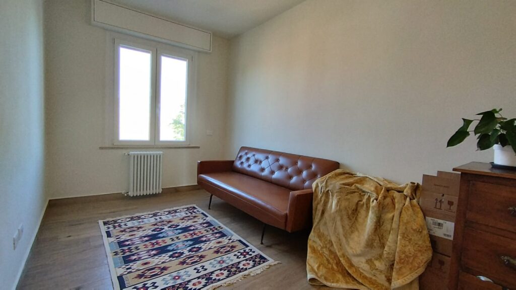 8e9f869d-cabb-4fb3-925a-454cac7ea64d