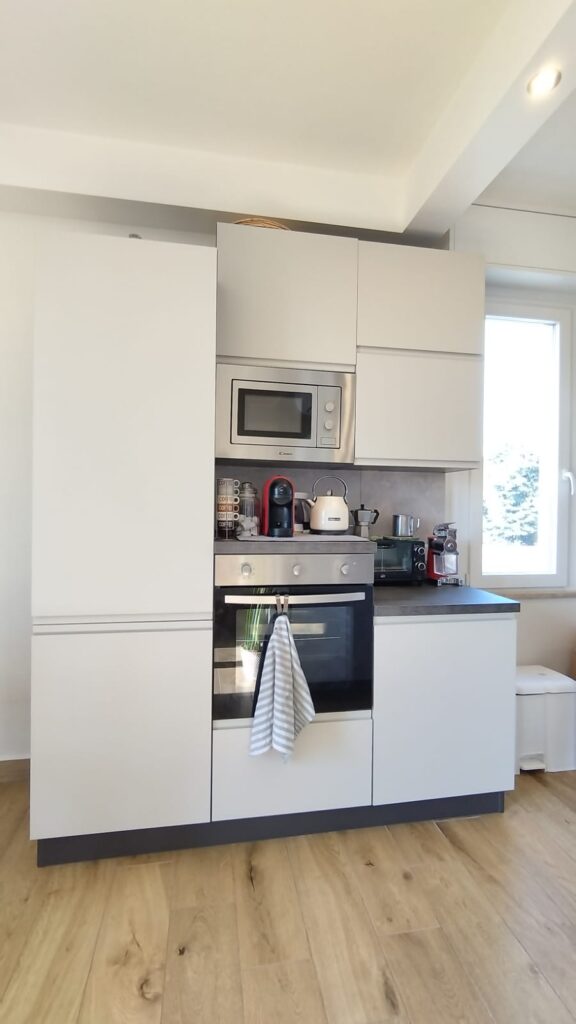 a4df51fb-af01-4d23-a7ca-91aacd032b24-1