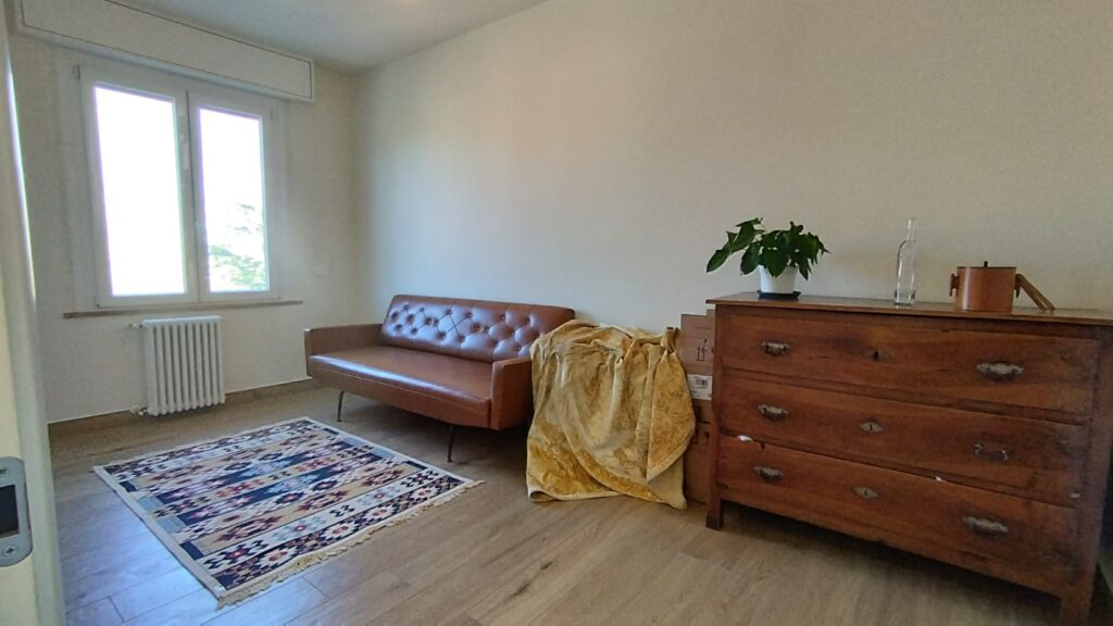 b7bbe3d5-c40e-488d-b1c4-b2f2af637f8e