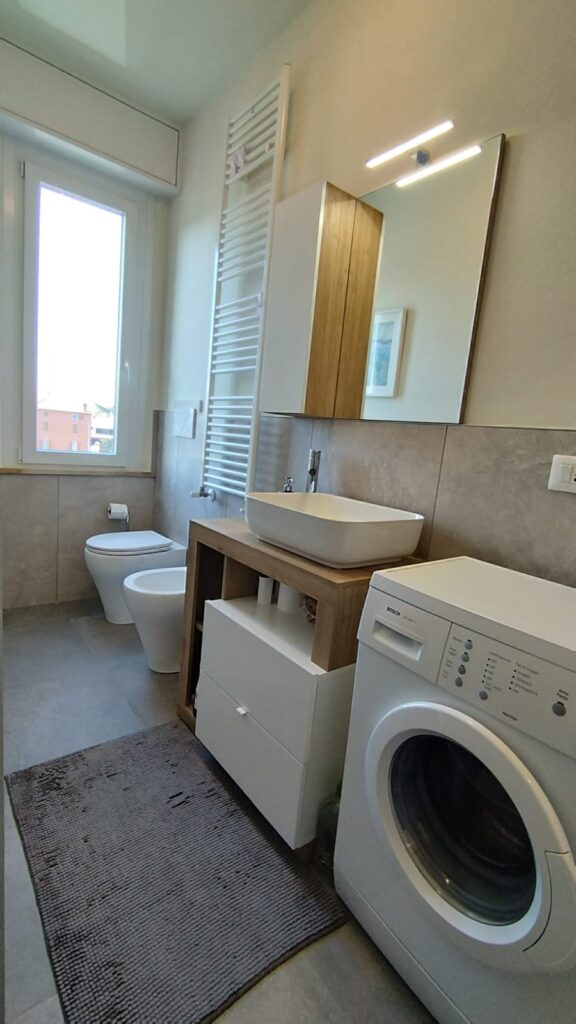 c2168464-24a2-4c26-acc4-f3c6c1d842ad