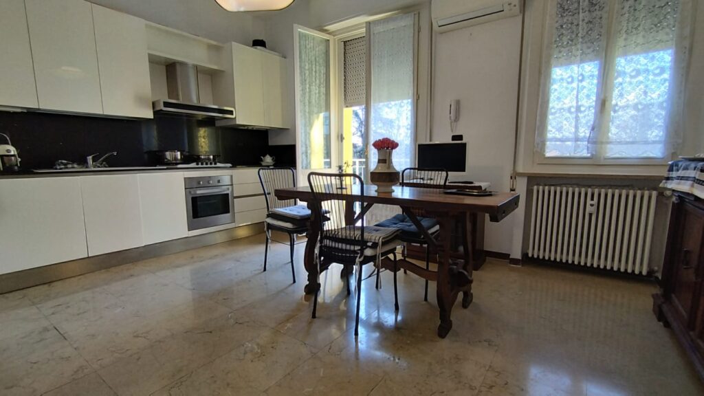 e7e1541b-ae82-40c5-87e4-f3fa72a59de0-1